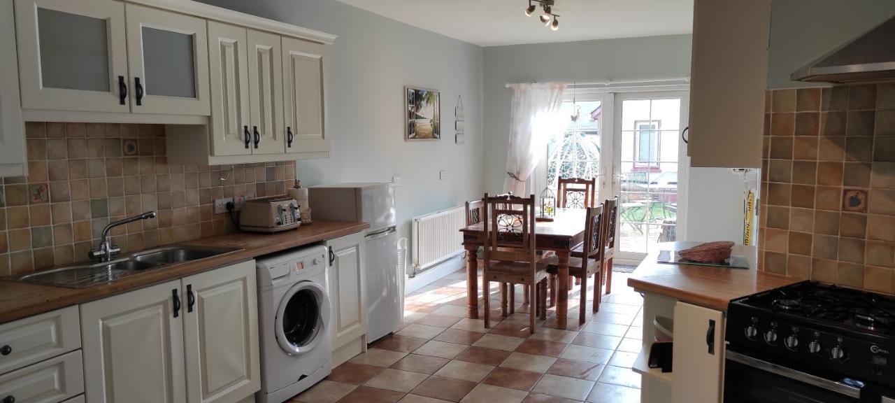 Padua House Holiday Home In The Centre Of Bundoran And 2 Mins Walk To The Beach Ngoại thất bức ảnh